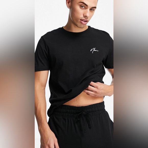 Loungewear Sweatpants and T-shirt - Picture 4 of 4